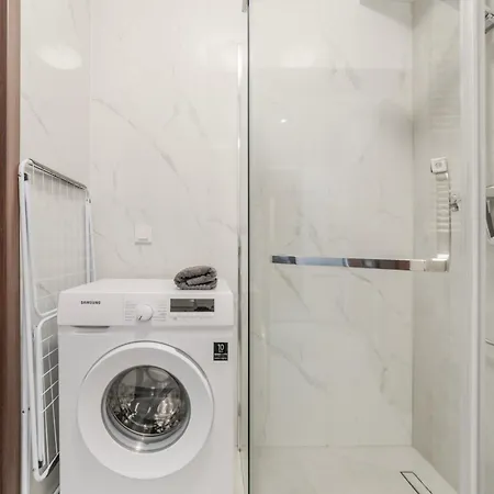 公寓 Spot By Aparo - Manufaktura, Nowy Apartament, Playstation, Miejsce Do Pracy, Winda, Balkon 罗兹