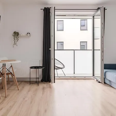 Spot By Aparo - Manufaktura, Nowy Apartament, Playstation, Miejsce Do Pracy, Winda, Balkon * Lodz (Lodz)